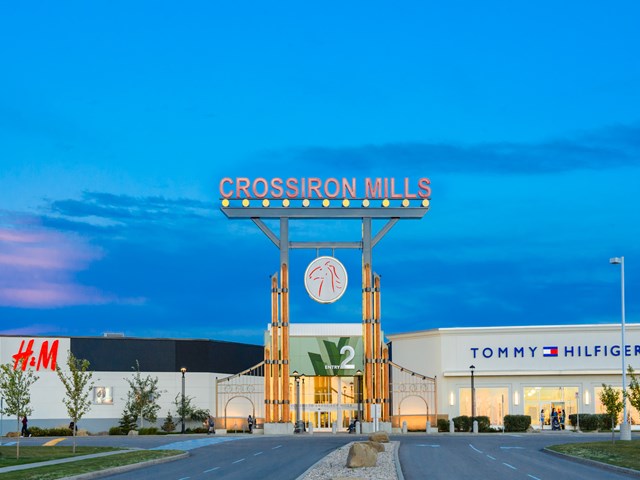 crossiron_mills_Outlet_calgary_canada